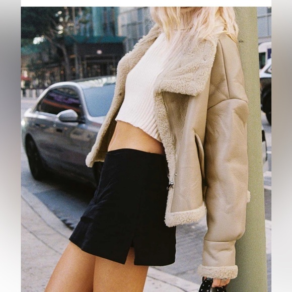 Princess Polly Gigi mini skort size 10. New without tags nor partial label. - Picture 2 of 11